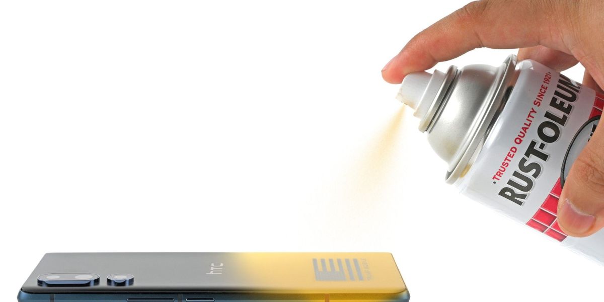 Analysis proves: The Trump Phone is a gold-painted HTC device
