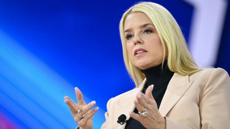 Pam Bondi folgt auf Trumps Skandalkandidaten Matt Geatz