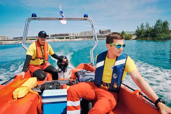 100-Kilometer-Wasser-keine-Bademeister-Warum-Wien-kein-Baywatch-hat
