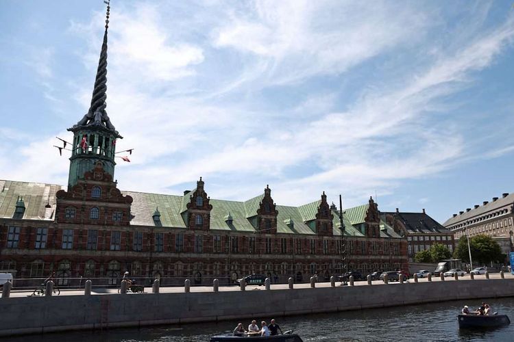 Historische Börse in Kopenhagen, Außenansicht.