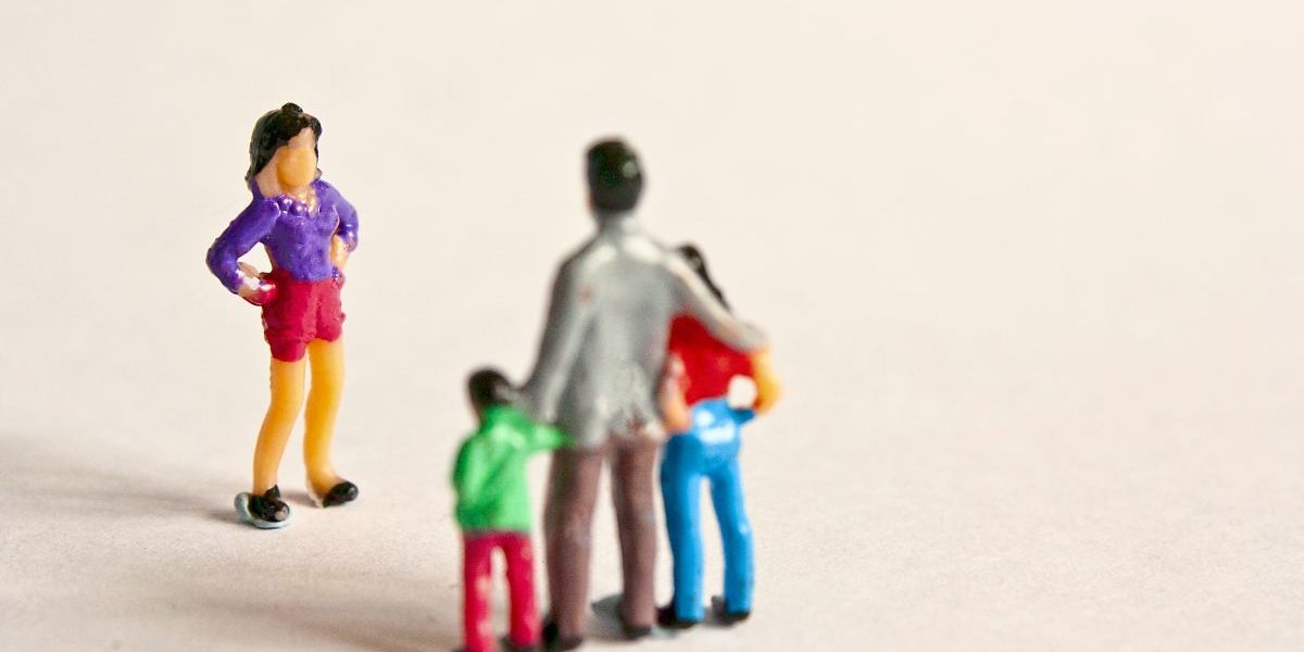 Wann sich Eltern von erwachsenen Kindern abgrenzen sollten Kind derStandard.de › Lifestyle