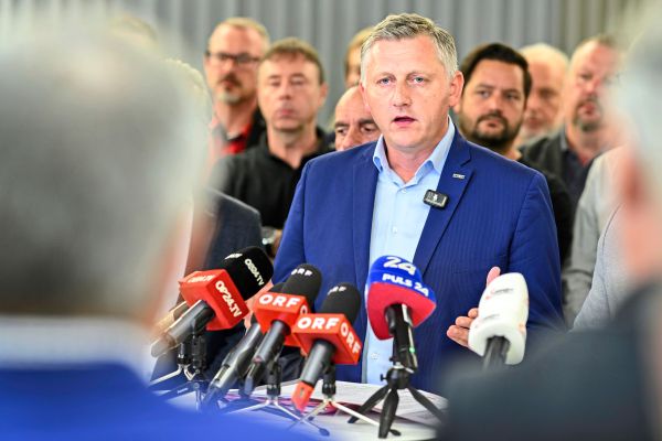Gewerkschaft-droht-mit-Streiks-in-Elektro-und-Chemieindustrie