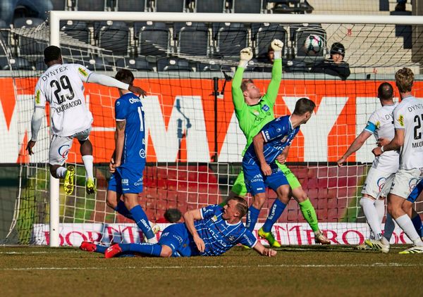 Altach-lieb-ugelt-nach-Sieg-gegen-BW-Linz-mit-der-Meistergruppe