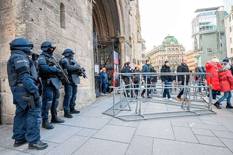 Terror-Verdacht in Wien: Keine Vorkommnisse bei Weihnachtsgottesdiensten