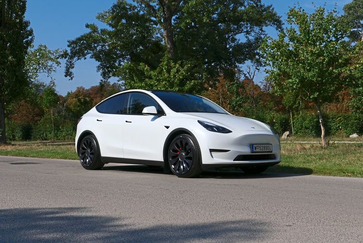 Starkstrom zum Laden - Startseite Forum Auto Tesla T