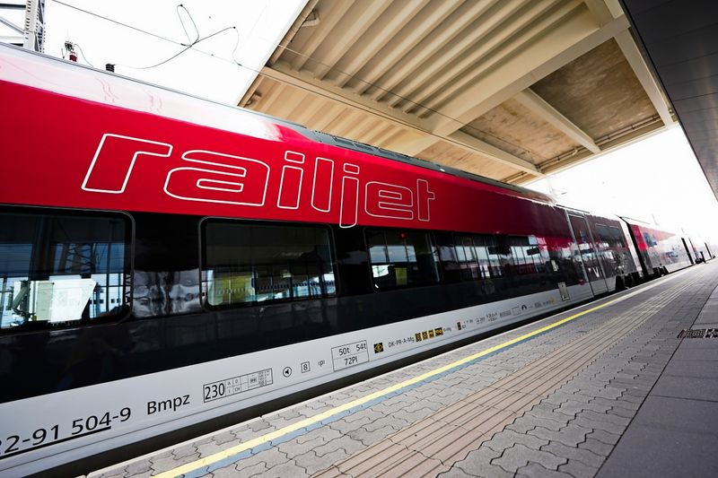 Zwei Jahre unbedingte Haft für angedrohte Geiselnahme in ÖBB-Railjet