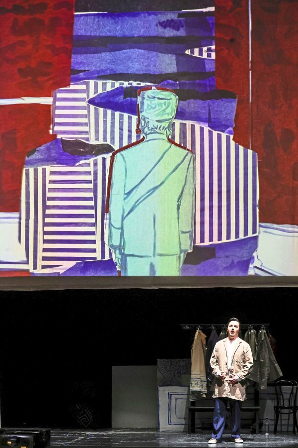 -Der-Zarewitsch-in-der-Volksoper-Ein-letztes-schwules-Bussi-in-Kussland