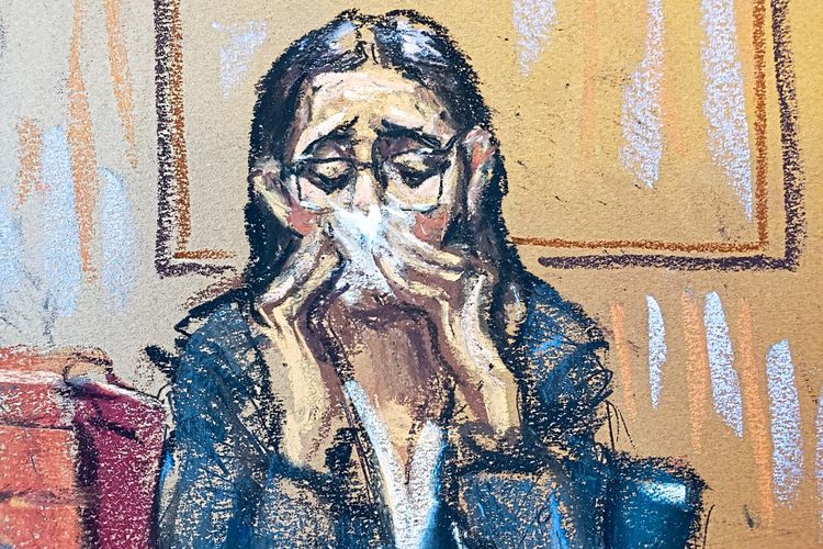 Caroline Ellison auf einem gezeichneten Bild im Gerichtssaal, während sie sich schnäuzt.