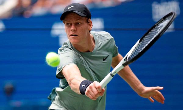 Sinner-und-Swiatek-rauschen-bei-US-Open-im-Eiltempo-in-die-dritte-Runde