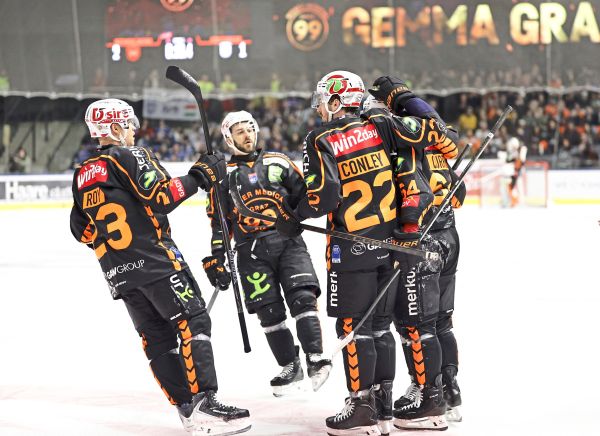 Graz99ers-stellen-mit-Ausw-rtssieg-im-Eishockey-Halbfinale-auf-2-0