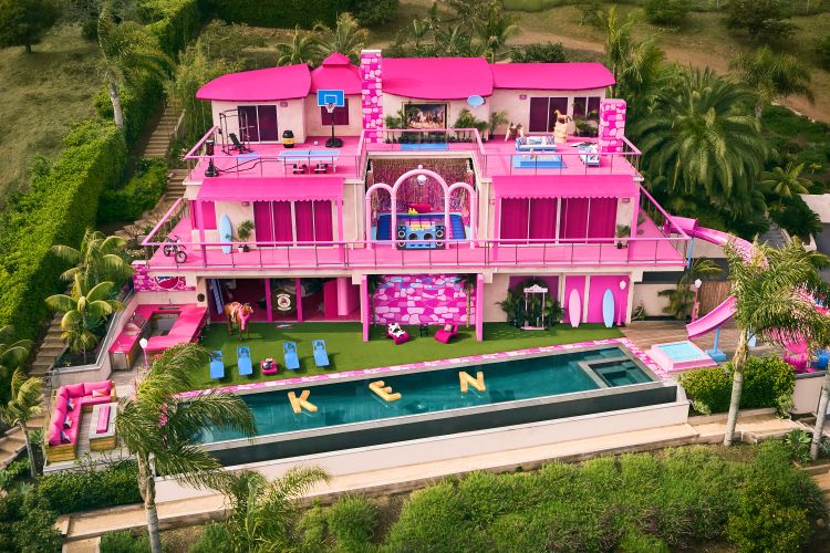 Ein Traum in Pink: Barbies Villa in Malibu.