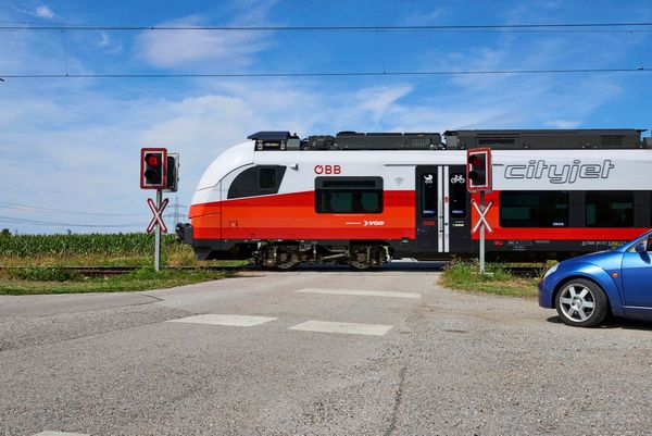 Fast-die-H-lfte-aller-Bahn-berg-nge-ist-technisch-nicht-gesichert