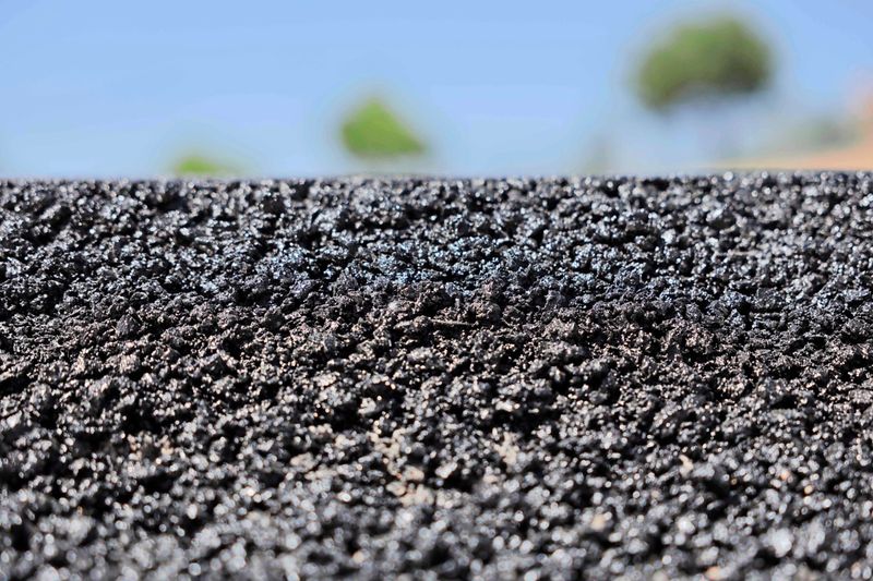 Warum es gar nicht so einfach ist, mehr Asphalt zu