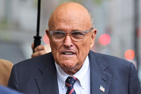 Ex-B-rgermeister-von-New-York-Giuliani-in-kritischem-Zustand-im-Krankenhaus