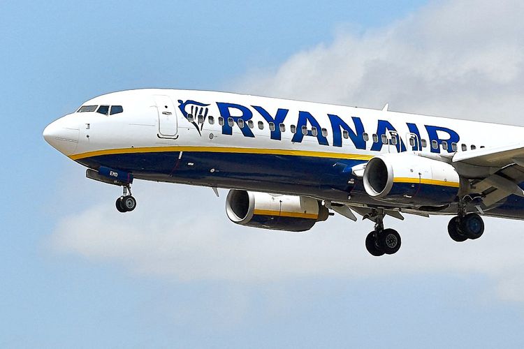 Ryanair Flug Corona