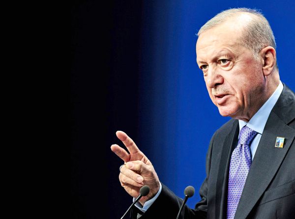T-rkischer-Staatschef-Erdo-an-f-hrt-schwere-Gesch-tze-gegen-oppositionelle-CHP-auf