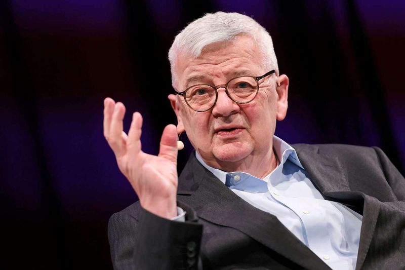 Joschka Fischer: "Die EU könnte Mitglied der Nato werden"