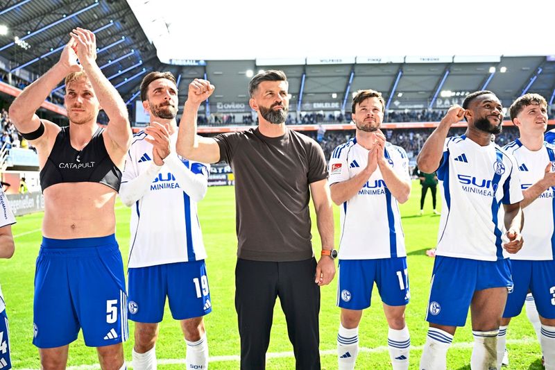 Dortmund mit Sabitzer und Chukwuemeka ist Champions-League-reif, Schalke vor Aufstieg