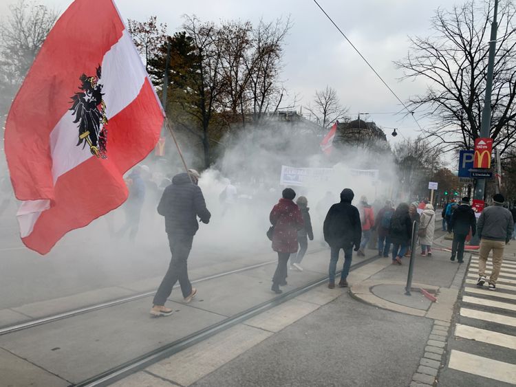 Spontaner Marsch, der den Verkehr zum Erliegen brachte.