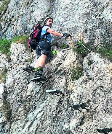 1.691 Meter mit Papa: Wiener Buchhändlerin am Traunstein - Literatur ...