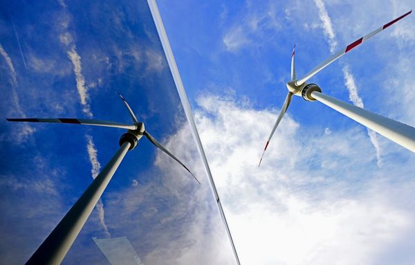 Der-Kampf-gegen-Windr-der-Wie-rechte-Netzwerke-neue-Projekte-in-Gemeinden-zu-Fall-bringen