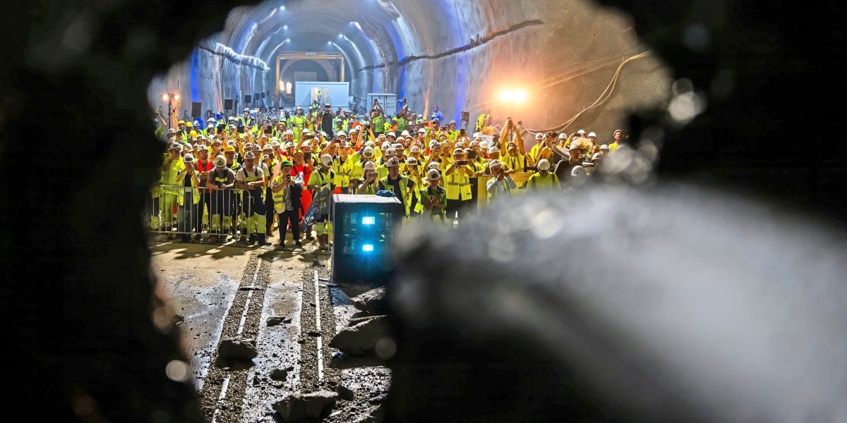 25. August - Erste durchgehende Haupttunnelröhre des Brennerbasistunnels fertiggestellt