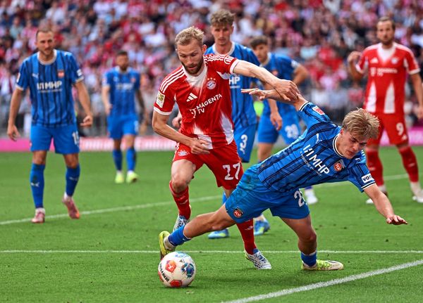 FC-Bayern-Vertragsgespr-che-mit-Konrad-Laimer-stocken