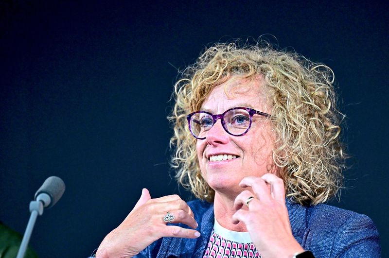 Theaterchefin Nickel-Dönicke: "Ergebnis ist wichtig, nicht das Geschlecht"