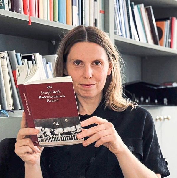 Hallo-was-lesen-Sie-Cornelia-Rainer-