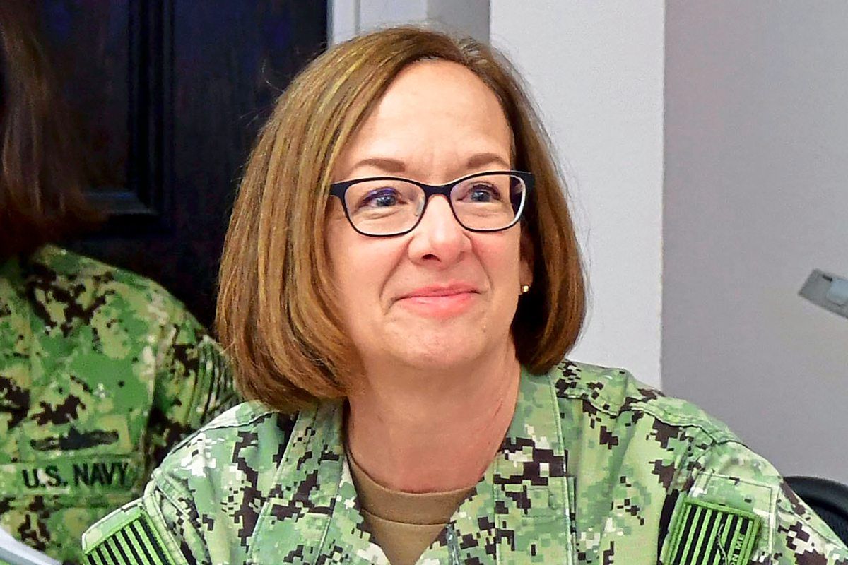 Lisa Franchetti Die Pionierin An Der Spitze Der US Navy USA lisa-franchetti-die-pionierin-an-der-spitze-der-us-navy-usa