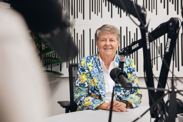 Brigitte-Ederer-Ich-sitze-hier-mit-Verletzungen-der-letzten-40-Jahre-