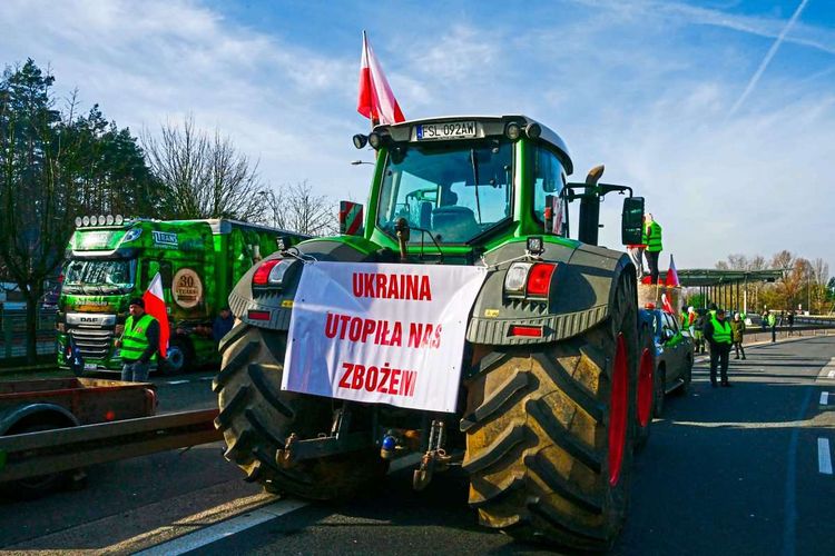 Polnischer Traktor bei einem Protest gegen ukrainische Getreideimporte