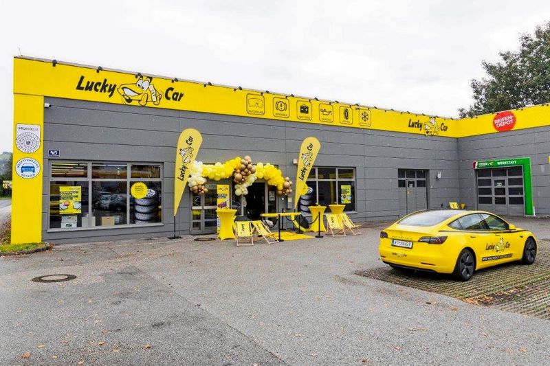 Lucky Car und Uniqa tun sich zusammen