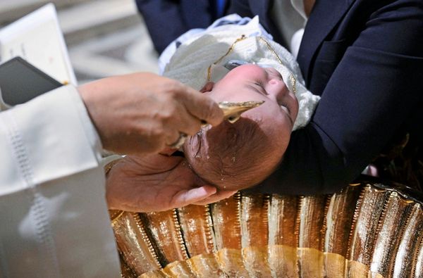 Was-sind-wirklich-die-Aufgaben-von-Taufpat-innen-