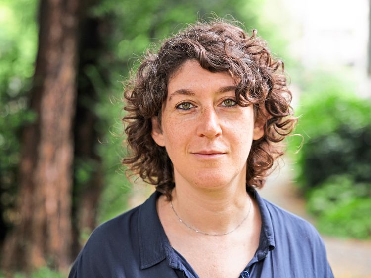 Lena Goreliks neuer Roman über Mütter und Nicht-Mütter - Literatur ...