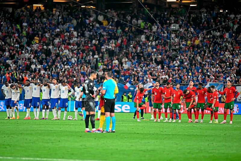 Viertelfinale: Frankreich bezwingt Portugal im Elfern