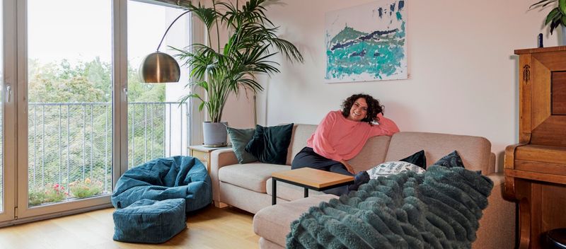 Kabarettistin Stabinger: "Hier waren sogar die Decken tapeziert"