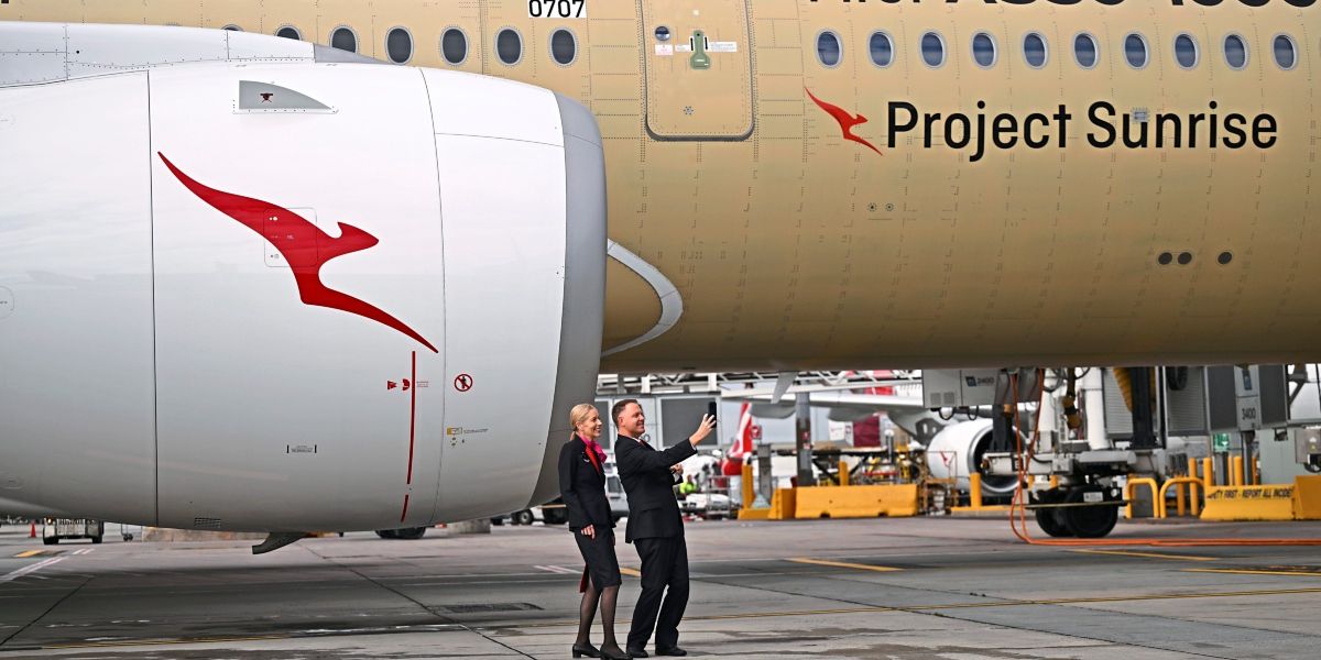 Airbus sets long-distance record with 24-hour flight
