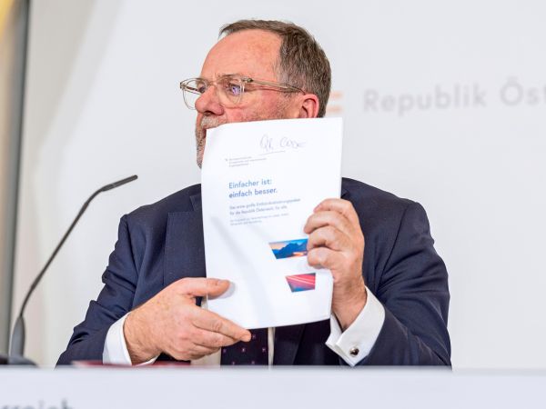 Entb-rokratisierung-Vom-Sein-ins-Tun