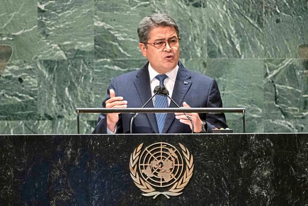 The-Ex-President-Whom-Trump-Plans-to-Pardon-Flooded-America-With-Cocaine