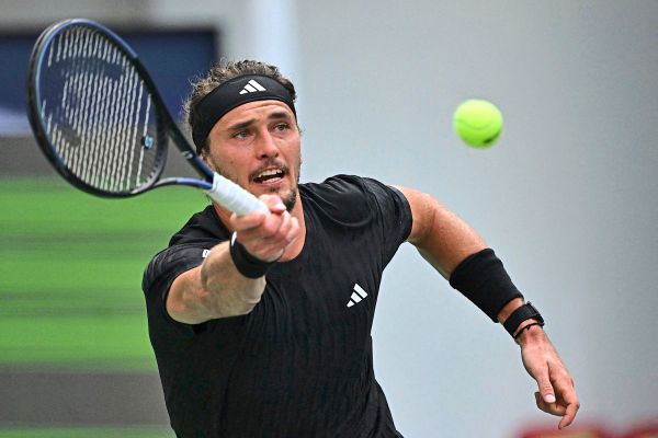 -berlastet-zur-Show-in-Saudi-Arabien-Ersch-pfte-Tennisstars-und-ihr-Argumentationsproblem