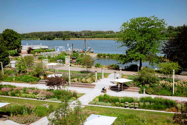 St-dte-k-mpfen-gegen-den-Klimawandel-warum-Parkpl-tze-daf-r-weichen-m-ssen