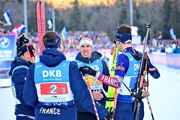 Biathlon-sterreichs-M-nnerstaffel-verpasst-Top-Ten-in-Ruhpolding