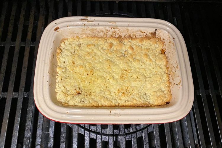 Einfacher und köstlicher Apfelcrumble vom Grill - Desserts &amp; Süßspeisen ...