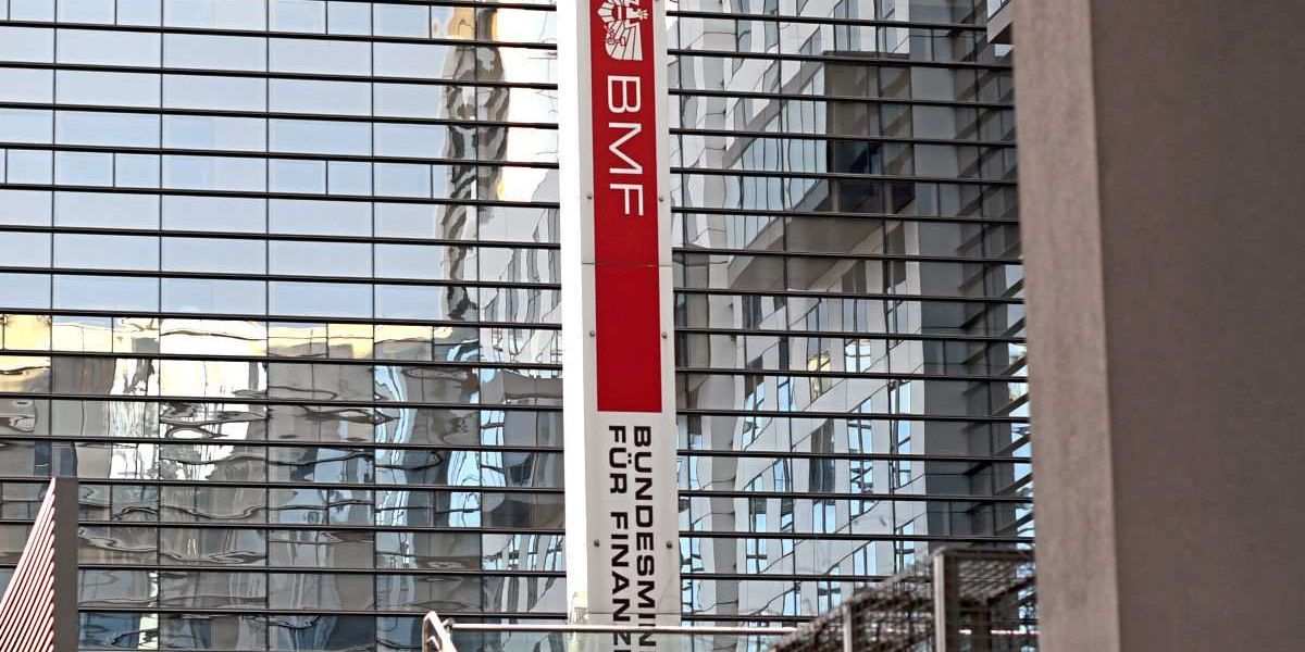 Doch nicht Abu Dhabi: Finanzministerium stoppt heikle Postenvergabe an ÖVP-Mann