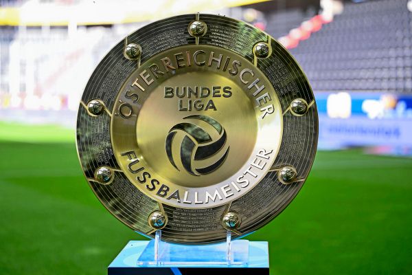 LASK-greift-im-Heimspiel-gegen-Salzburg-nach-Meisterteller
