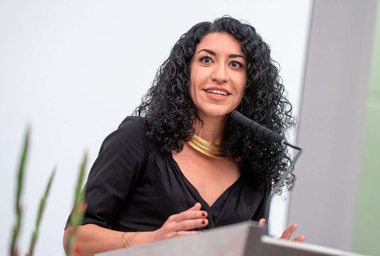 Shoura Zehetner-Hashemi, die Geschäftsführerin von Amnesty International Österreich