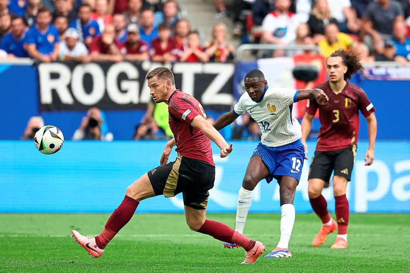 Eigentor beschert Frankreich gegen Belgien das Viertelfinale