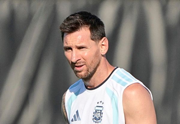 Argentinien-im-letzten-Gruppenspiel-ohne-Druck-und-wohl-ohne-Messi