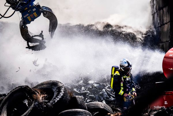 Nach-drei-Tagen-Brand-aus-auf-Osttiroler-Recyclingareal